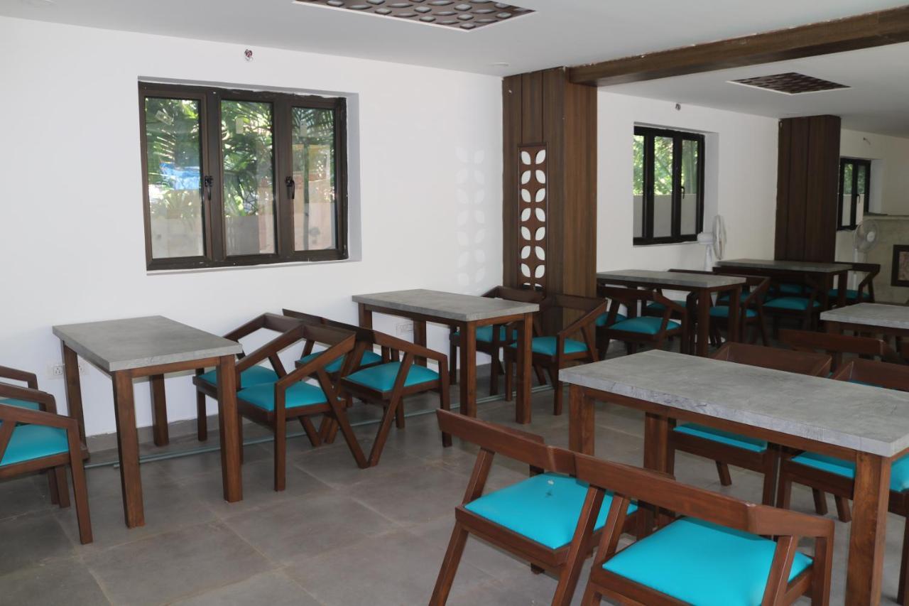 Hotel Centro Calangute Luaran gambar